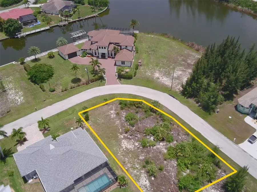 10571 Poughkeepsie Circle, Port Charlotte, FL 33981 - #2