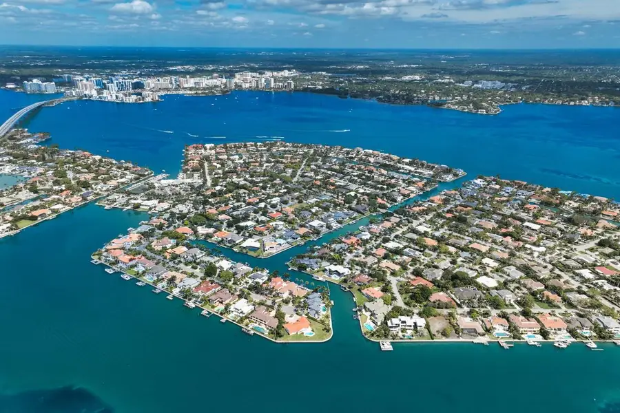338 Bird Key Drive, Sarasota, FL 34236 - #2