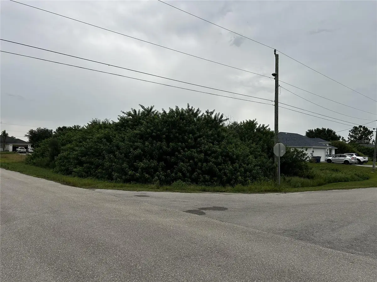 165 Pembroke Street, Lehigh Acres, FL 33974 - #1