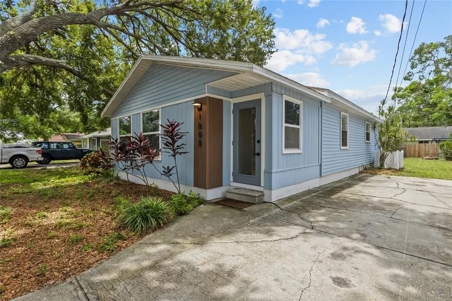 1008 37th Street W, Bradenton, FL 34205 - #3