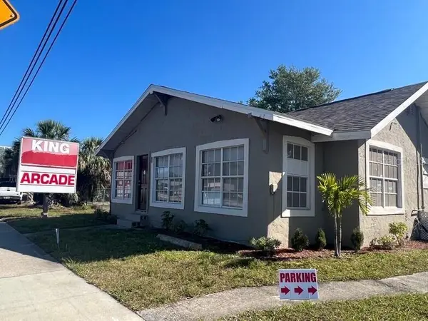 2435 1st Street E, BRADENTON, FL 34208