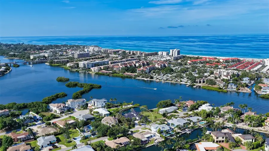 1516 Ridgewood Lane, Sarasota, FL 34231 - #3