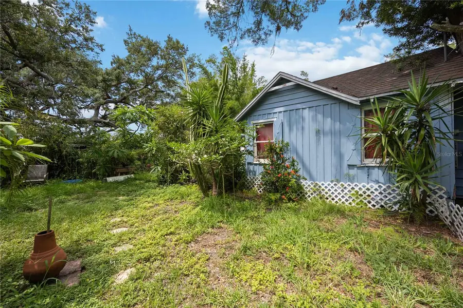 2126 Olentary Street, Sarasota, FL 34231 - #3