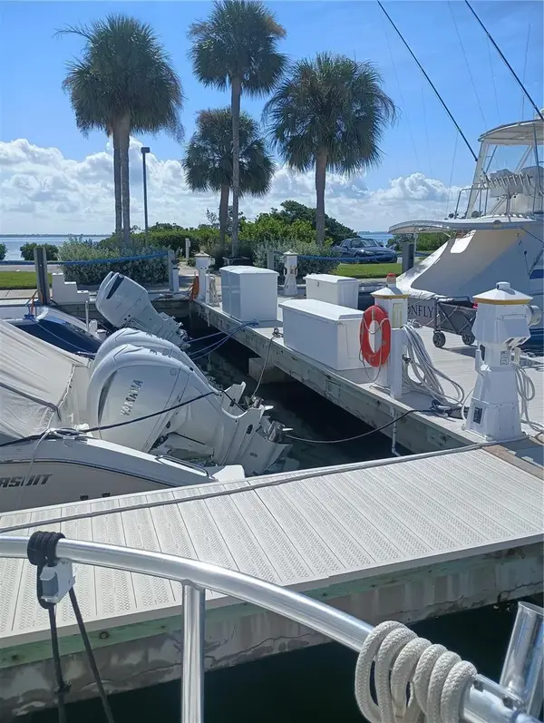 2600 Harbourside Drive #P-05, LONGBOAT KEY, FL 34228