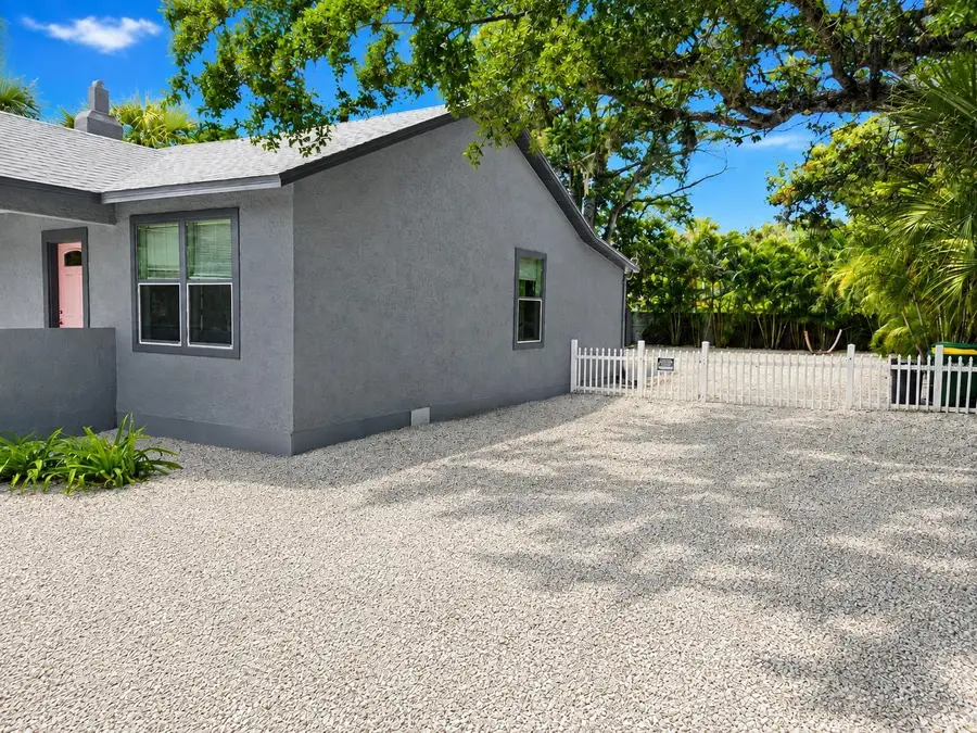 1235 32nd Street, Sarasota, FL 34234 - #2