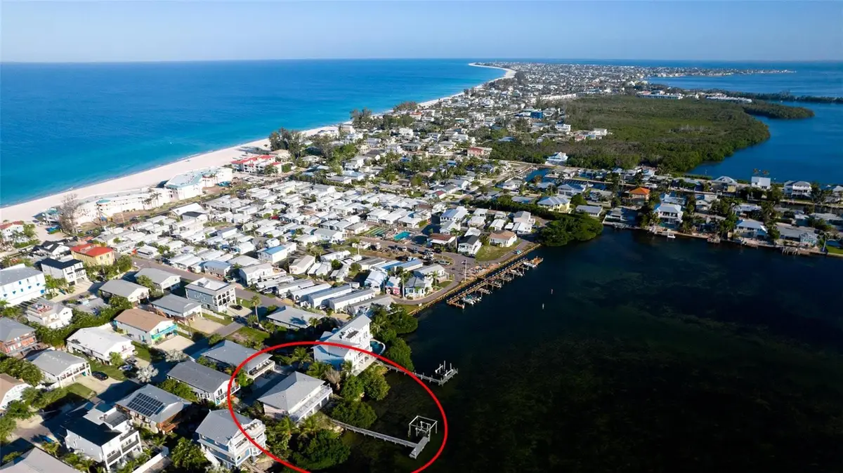 2512 Avenue A, Bradenton Beach, FL 34217 - #1