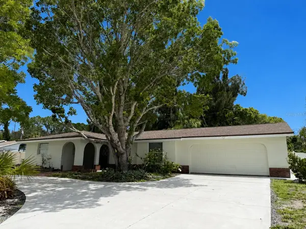 8228 Constance Drive, SARASOTA, FL 34243