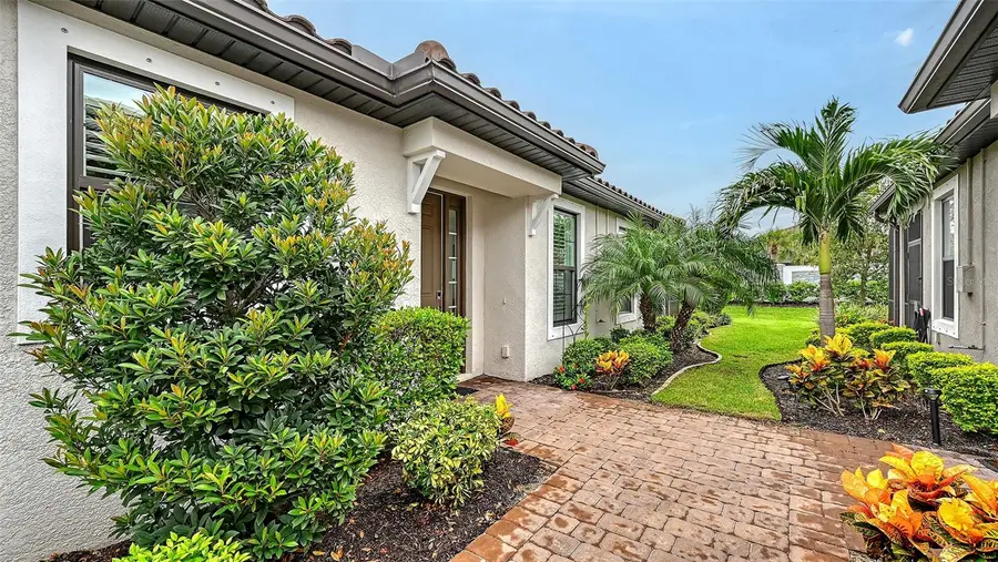 6066 Mesa Glen, Bradenton, FL 34203 - #2