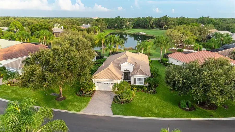 12302 Thornhill Court, Lakewood Ranch, FL 34202 - #2