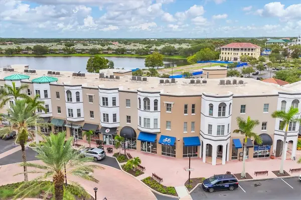 8111 Lakewood Main Street #306, LAKEWOOD RANCH, FL 34202