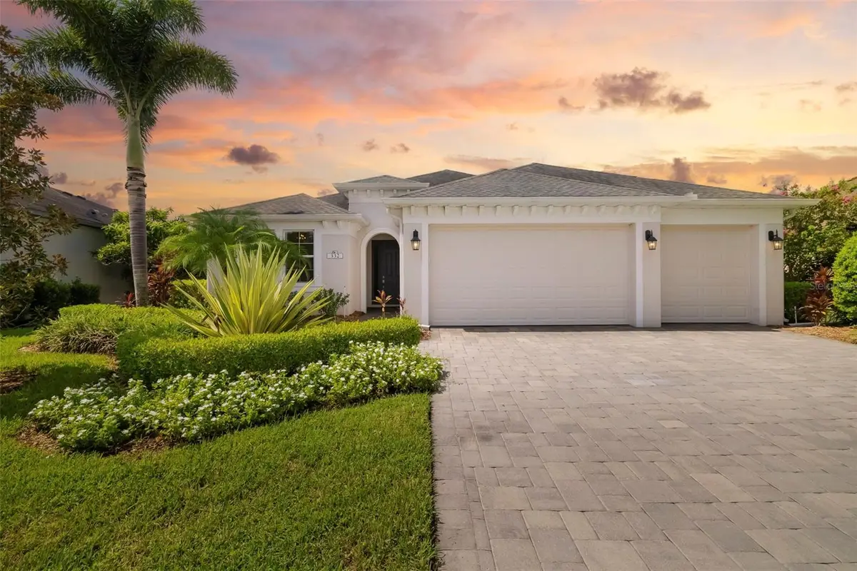 332 Chantilly Trail, Bradenton, FL 34212 - #1