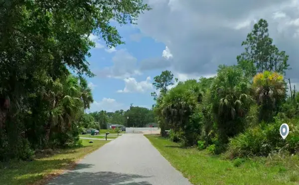 411 Lindon Street, PORT CHARLOTTE, FL 33954