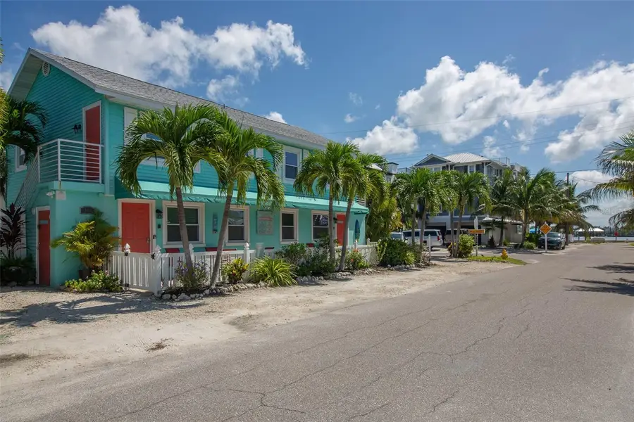 308 2nd Street N #201, Bradenton Beach, FL 34217 - #2