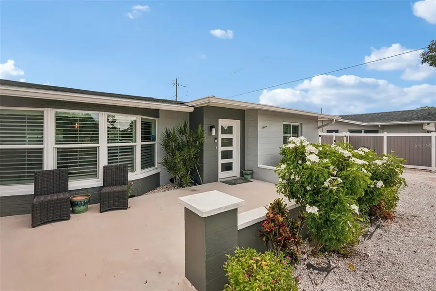 365 Shamrock Boulevard, Venice, FL 34293 - #2