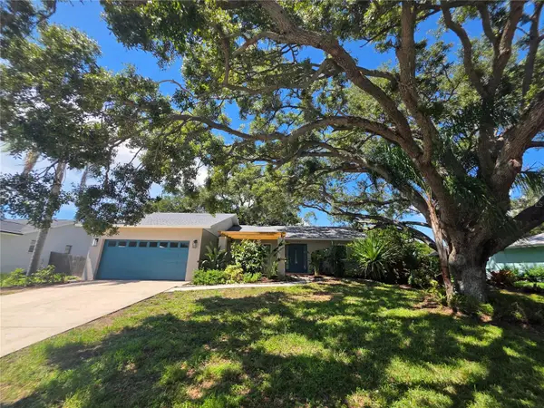7708 NW 9th Ave Drive, BRADENTON, FL 34209