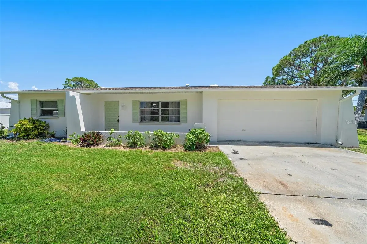 987 Queen Road, Venice, FL 34293 - #1