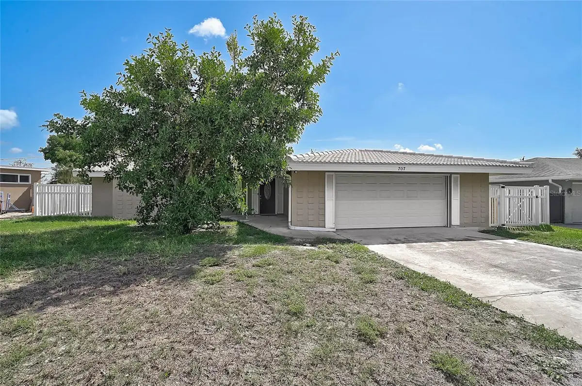 707 Park Lane, Bradenton, FL 34209 - #1
