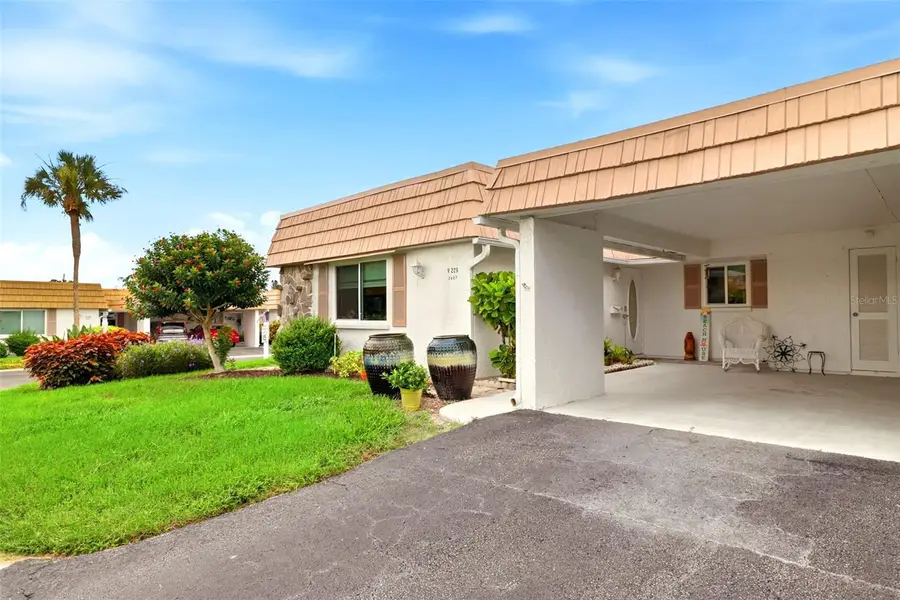 2407 Riverbluff Parkway #V-226, Sarasota, FL 34231 - #2