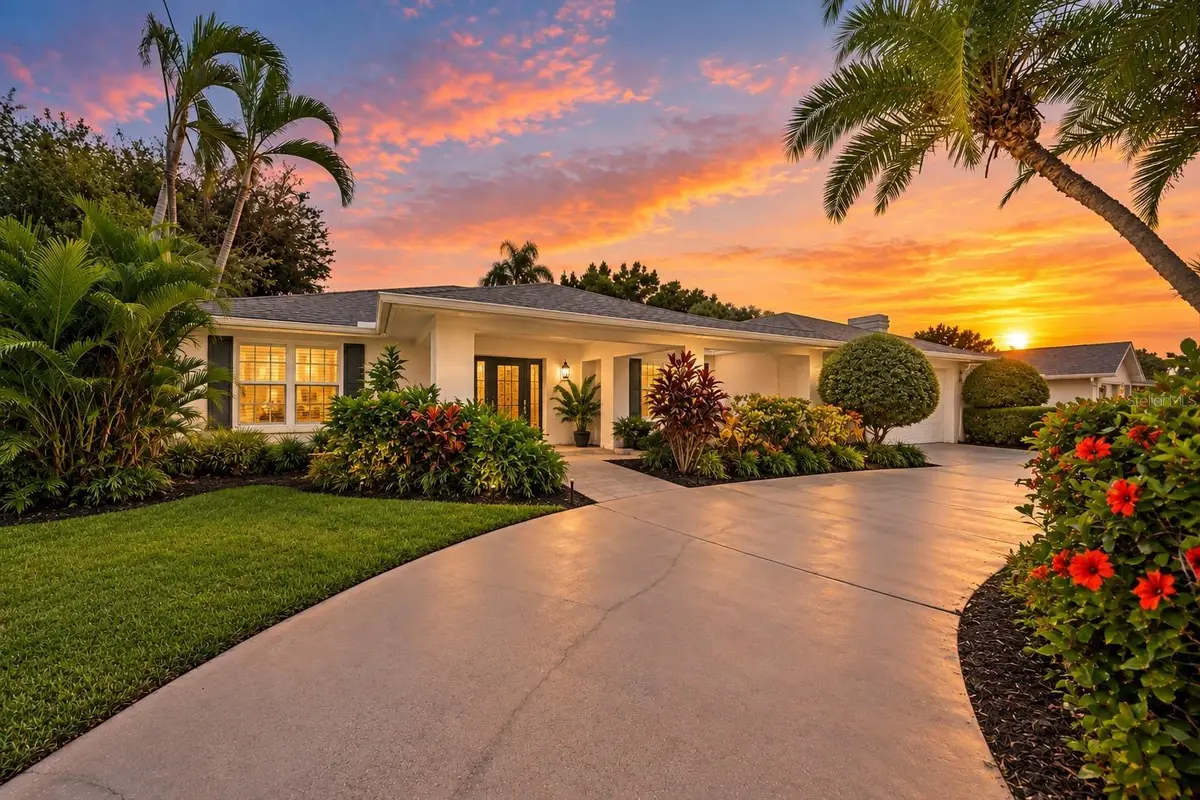 6840 Country Lakes Circle, Sarasota, FL 34243 - #1