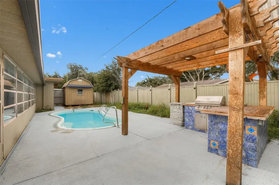 6450 31st Terrace N, Saint Petersburg, FL 33710 - #2