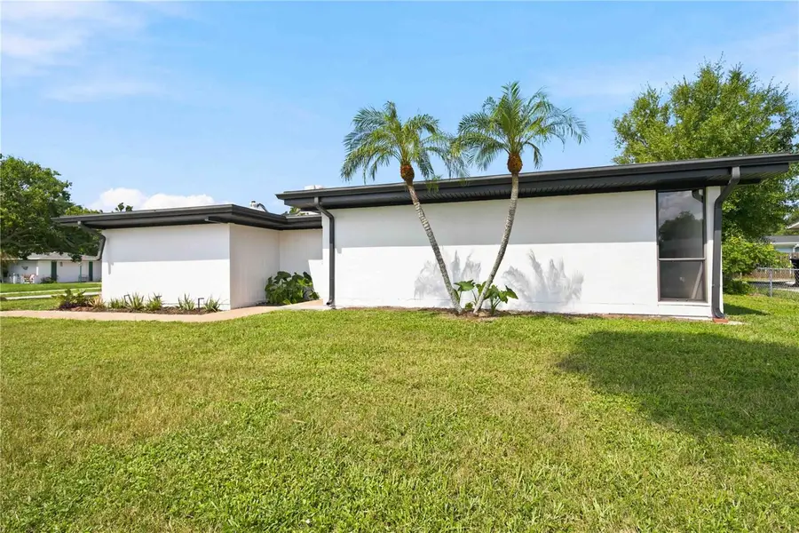 6332 Pauline Avenue, Sarasota, FL 34231 - #3