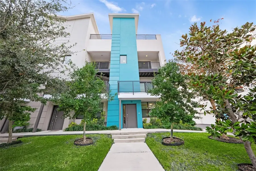 72 N School Avenue, Sarasota, FL 34237 - #2