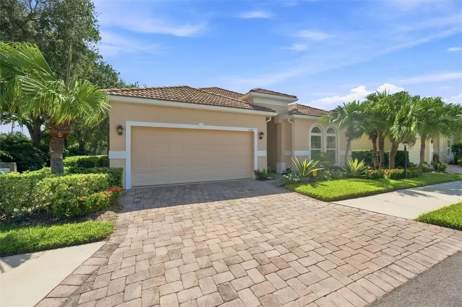 7707 33rd Street E, Sarasota, FL 34243 - #2