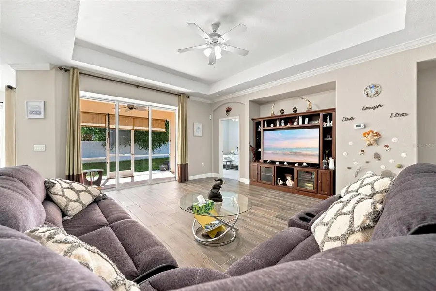 7707 33rd Street E, Sarasota, FL 34243 - #3