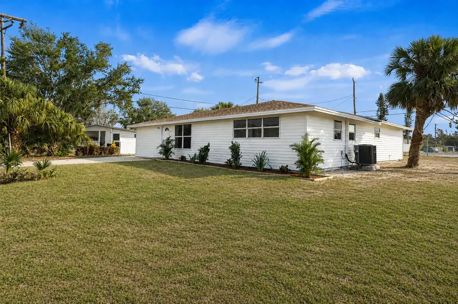 6211 Cornell Road, Bradenton, FL 34207 - #2