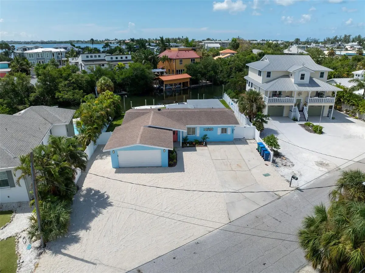 507 59th Street, Bradenton Beach, FL 34217 - #1