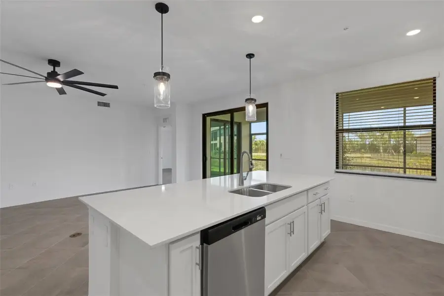 5624 Summit Pointe Circle #104, Bradenton, FL 34210 - #3