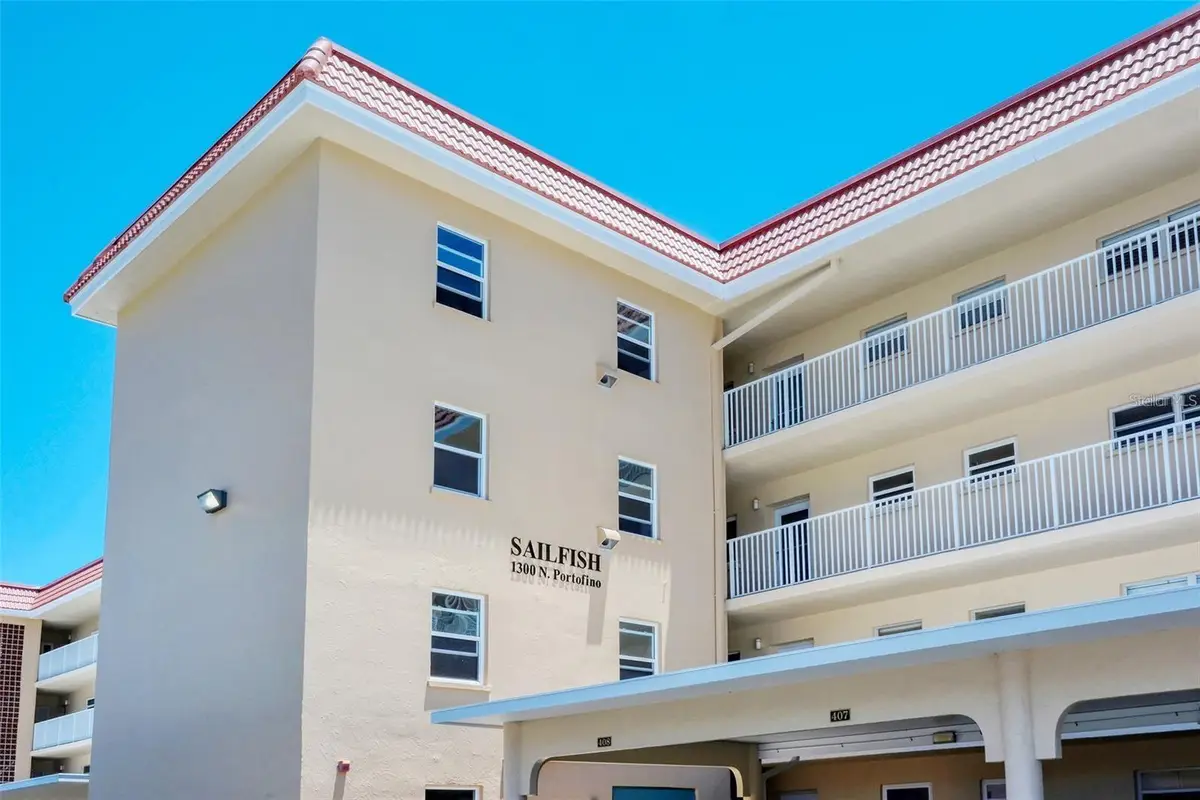 1300 N Portofino Drive #305, Sarasota, FL 34242 - #1