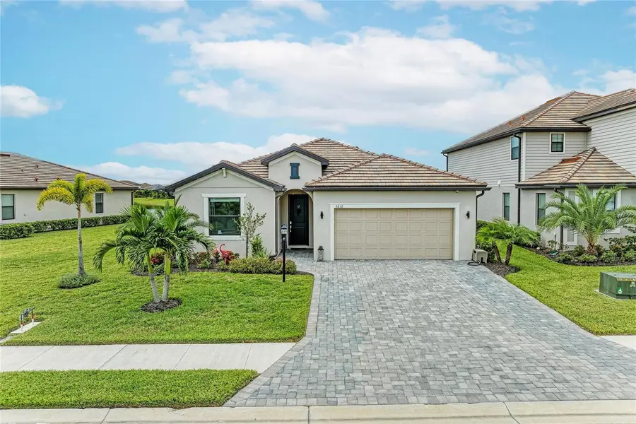 5212 Blue Crush Street, Lakewood Ranch, FL 34211 - #2