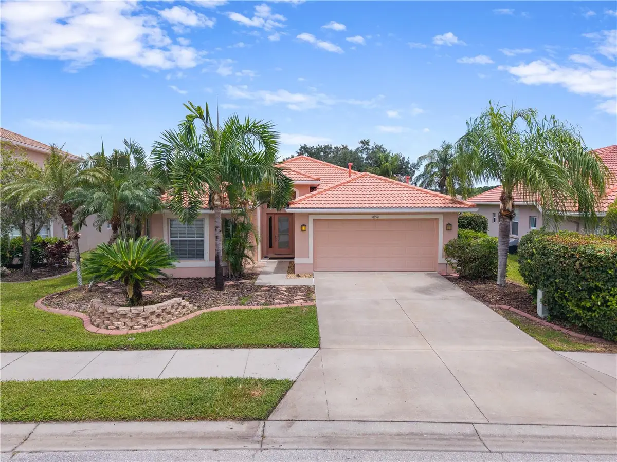 8910 Stone Harbour Loop, Bradenton, FL 34212 - #1