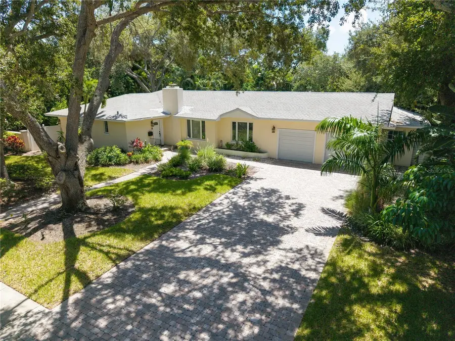 1722 North Drive, Sarasota, FL 34239 - #2
