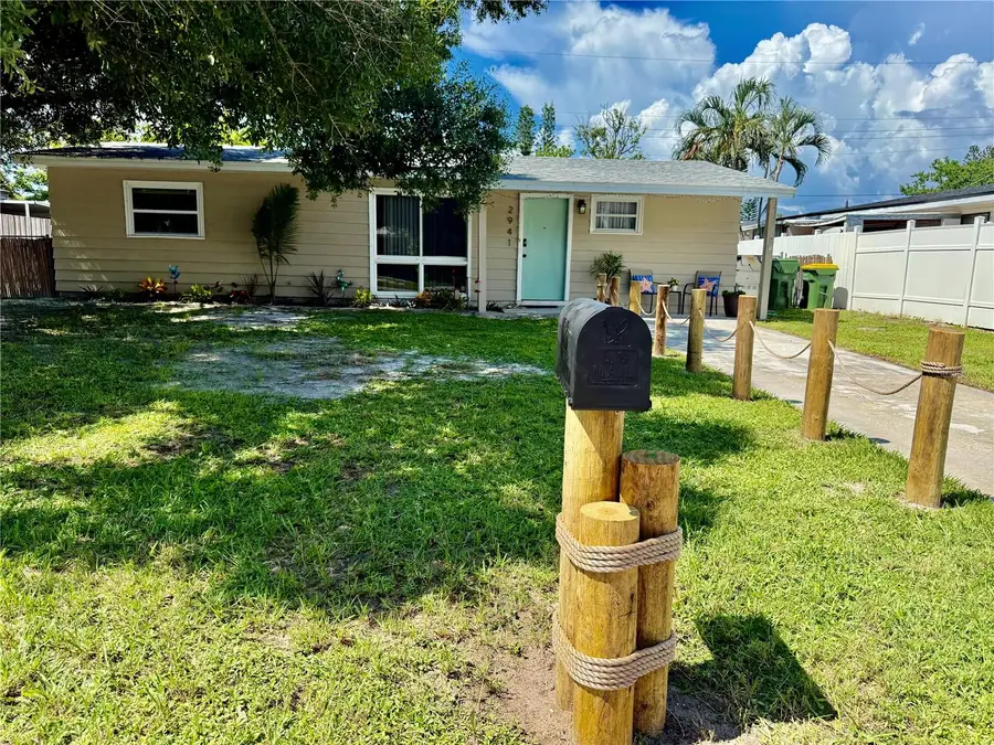 2941 Poplar Street, Sarasota, FL 34237 - #2