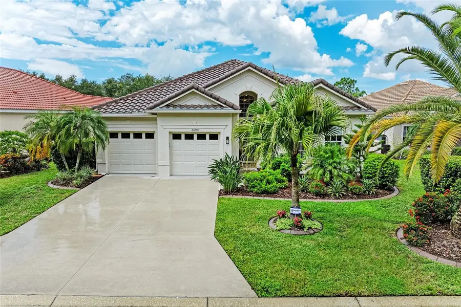 6690 Tailfeather Way, Bradenton, FL 34203 - #3