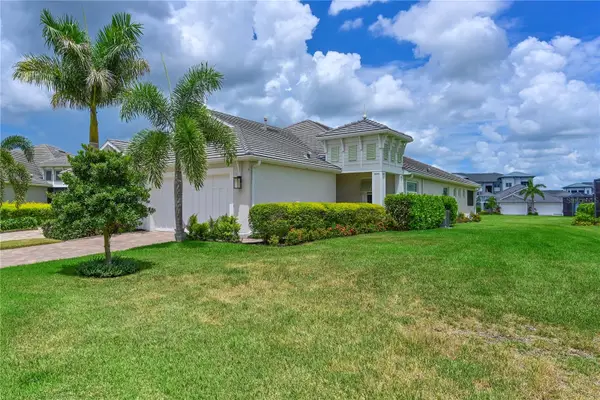 10715 Klee Avenue, BRADENTON, FL 34212