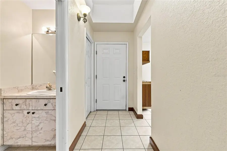 1220 Alexander Way, Largo, FL 33756 - #3