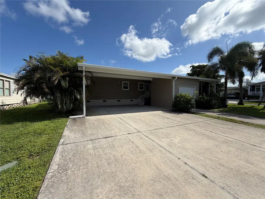 5274 E Camelot Drive, Sarasota, FL 34233 - #2