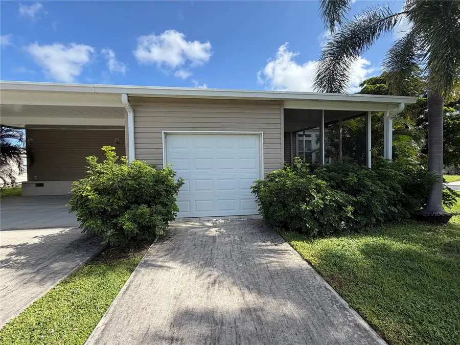 5274 E Camelot Drive, Sarasota, FL 34233 - #3