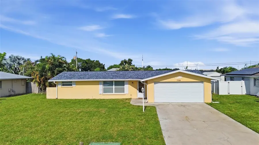 1786 Coconut Drive, Venice, FL 34293 - #2