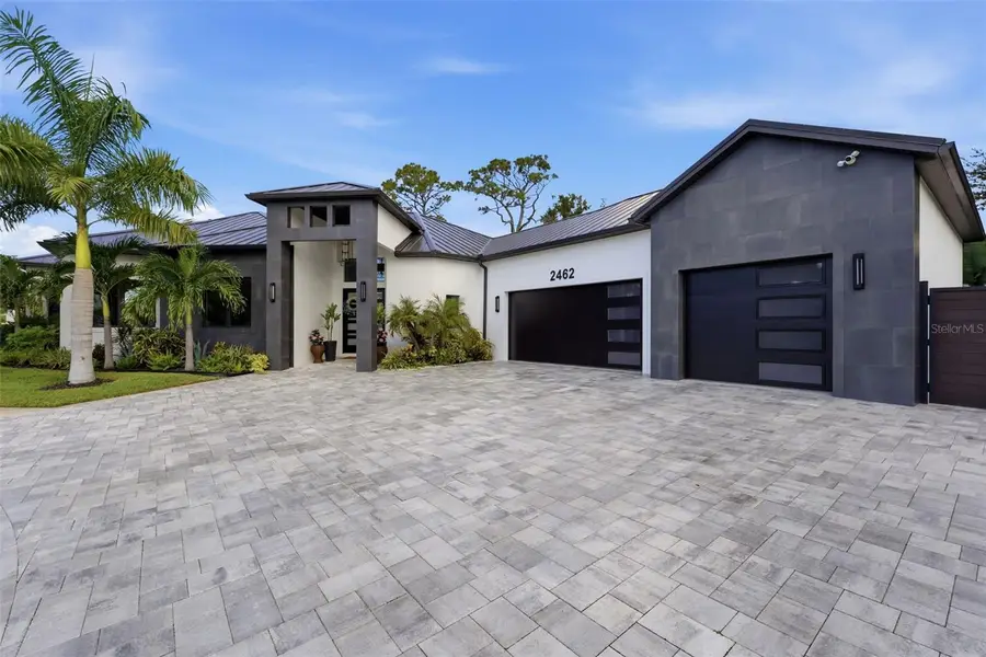 2462 Missara Lane, Sarasota, FL 34231 - #2