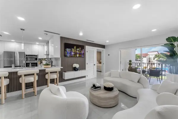 1180 NW 124th Place #208, MIAMI, FL 33182