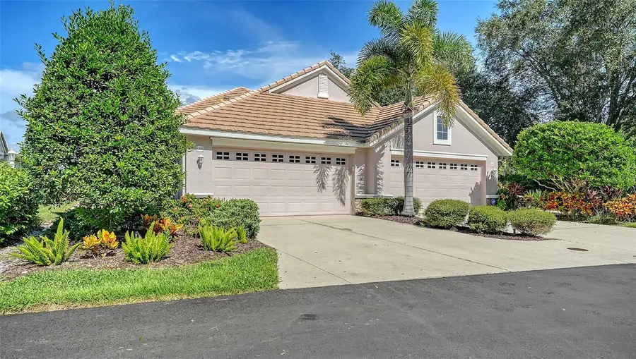 8306 Tartan Fields Circle, Bradenton, FL 34202 - #2
