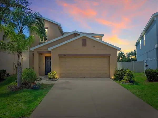 4924 Reflecting Pond Circle, WIMAUMA, FL 33598