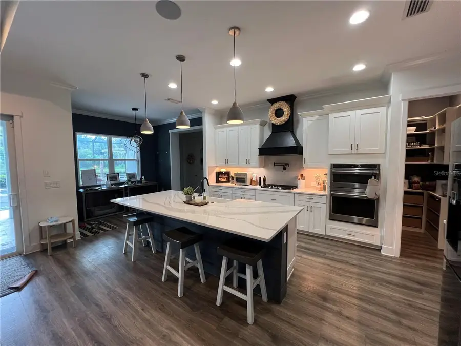 6233 Rivo Lakes Boulevard, Sarasota, FL 34241 - #2