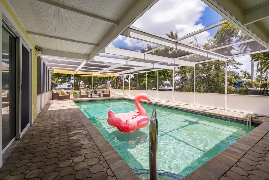 133 Holly Avenue, Sarasota, FL 34243 - #3