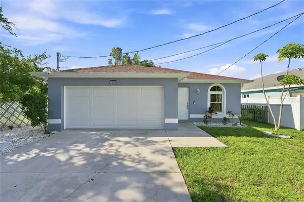 2060 6th Street, SARASOTA, FL 34237