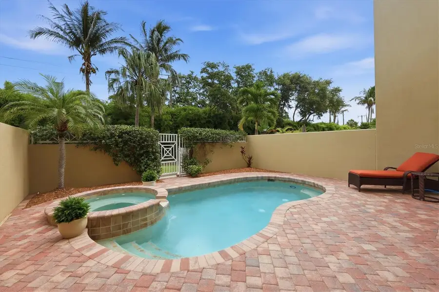 712 Granada Avenue #2, Venice, FL 34285 - #2